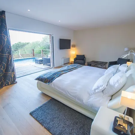 Swim Piscine Privee Ou Jacuzzi Prive 3*