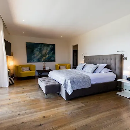 Swim Piscine Privee Ou Jacuzzi Prive Πόρτο Βέκιο