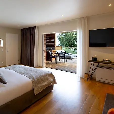 Swim Piscine Privee Ou Jacuzzi Prive Hotell 3*