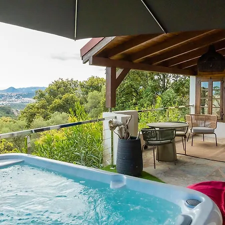 Hotell Swim Piscine Privee Ou Jacuzzi Prive 3*