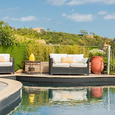 Swim Piscine Privee Ou Jacuzzi Prive Hotell 3*