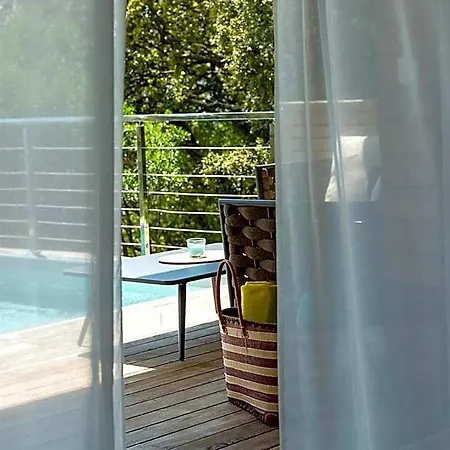 Swim Piscine Privee Ou Jacuzzi Prive Hotel 3*