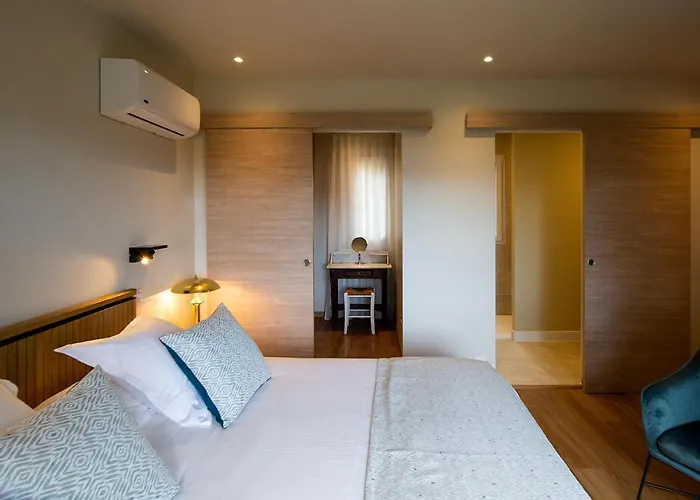 Swim Piscine Privee Ou Jacuzzi Prive Otel