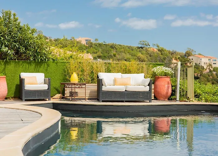 Swim Piscine Privee Ou Jacuzzi Prive Otel 3*